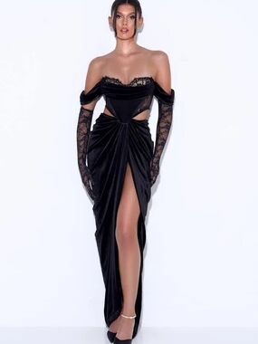 MISS CIRCLE Quintessa Black Strapless Lace-Trim Cutout Evening Gown Sz Medium